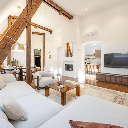 Апартаменты Penthouse Ter, V *
